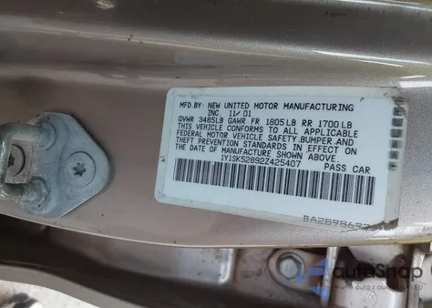 2002 Chevrolet Prizm z USA, uszkodzony, nr VIN 1Y1SK52892Z425407